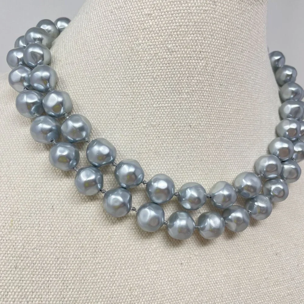 Vintage Marvella Double-Strand Gray Faux Pearl Necklace Gold-Tone‎ Bow Closure